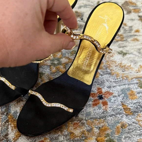 Giuseppe zanotti design Elegant Black and Gold diamond Women's strappy heels - Picture 2 of 6